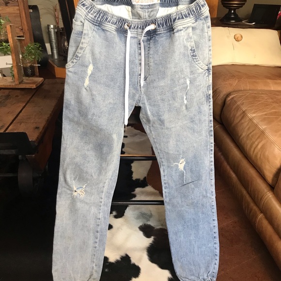 LTE Boardwalk Jean Joggers - Picture 4 of 6